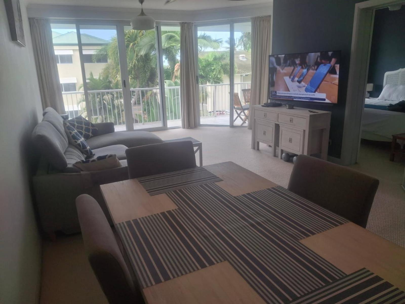 On The Beach Apartments Trinity Beach Exterior foto