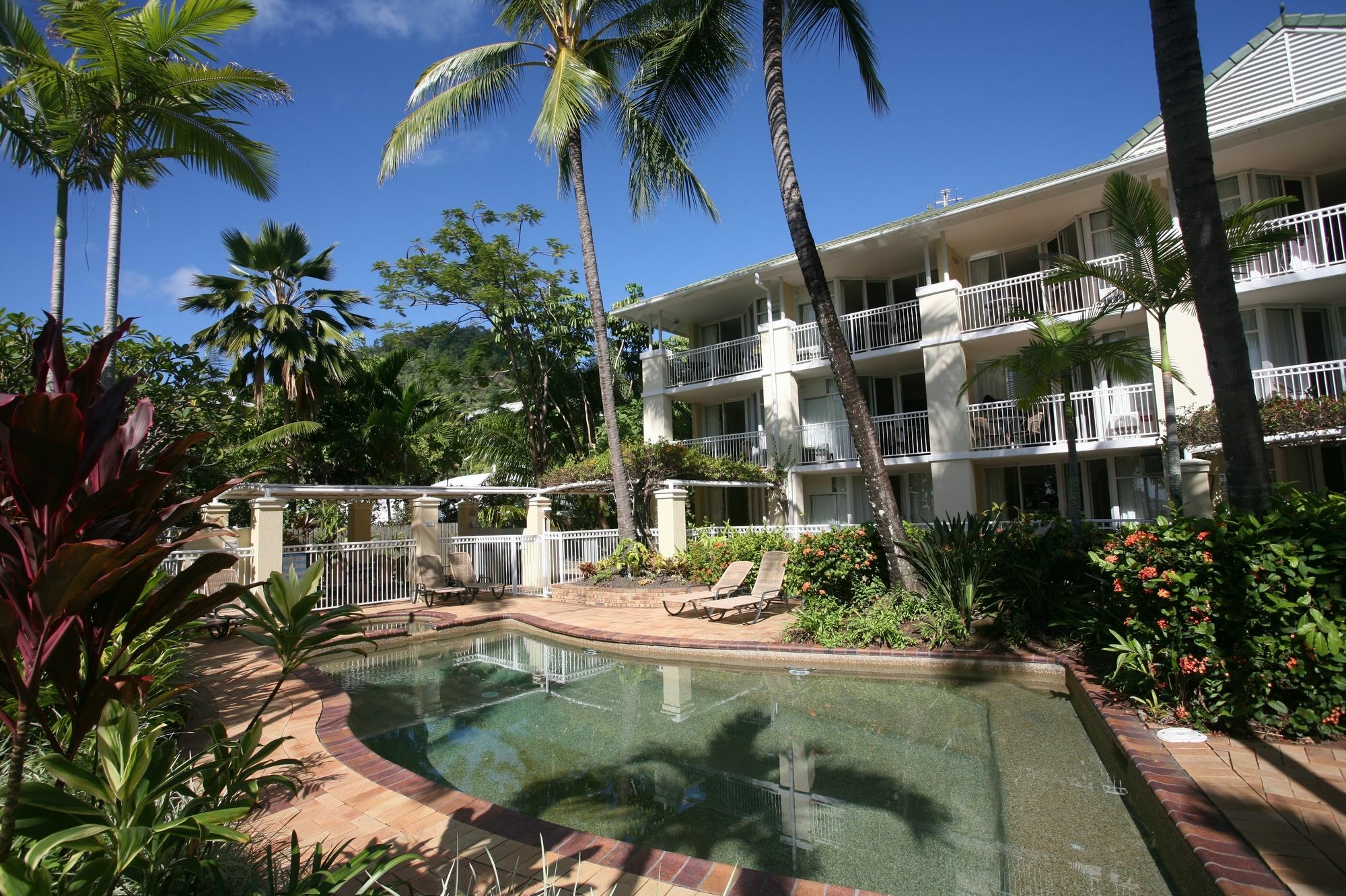 On The Beach Apartments Trinity Beach Exterior foto